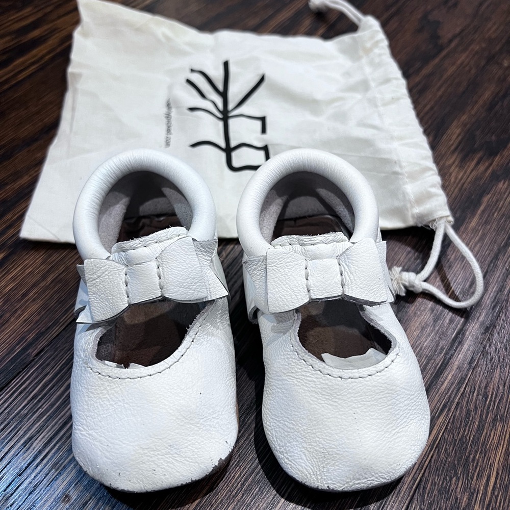 Freshly Picked Bow Mary Jane Moccasins